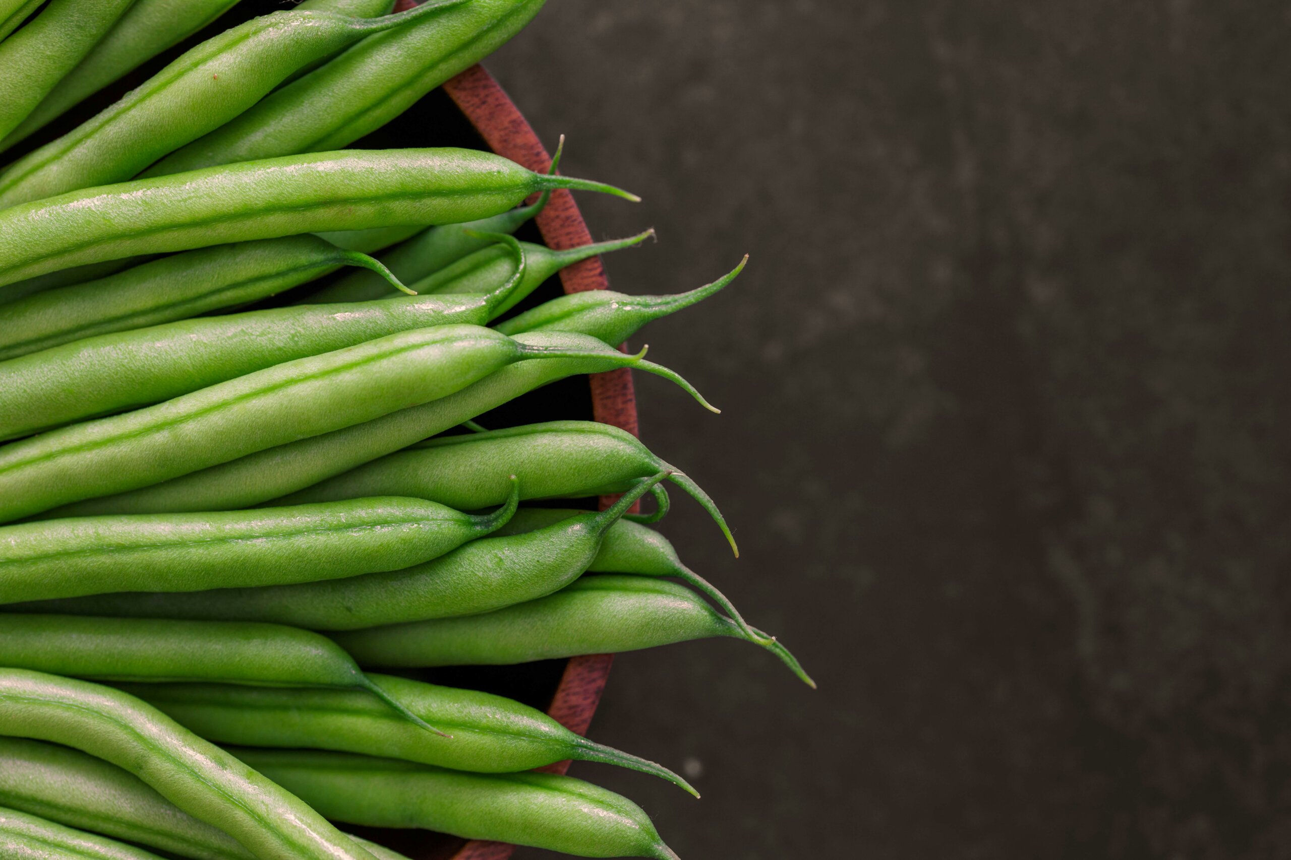 Green beans in a bowl